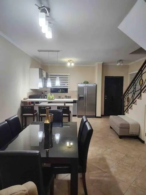 Сasa de vacaciones Condominio Gold Coast 2Br 3Bth Palm Beach