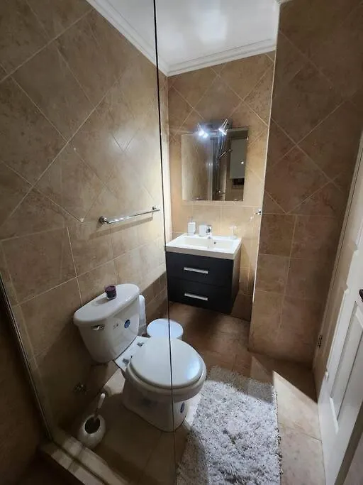 Сasa de vacaciones Condominio Gold Coast 2Br 3Bth Palm Beach